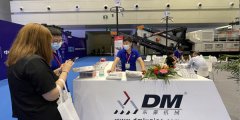 【現(xiàn)場(chǎng)直擊】2021鄭州國際砂石及尾礦與建筑固廢處理技術(shù)展盛大開幕！展會(huì)首日東蒙展臺(tái)人氣爆棚，現(xiàn)場(chǎng)精彩盛況搶先看！